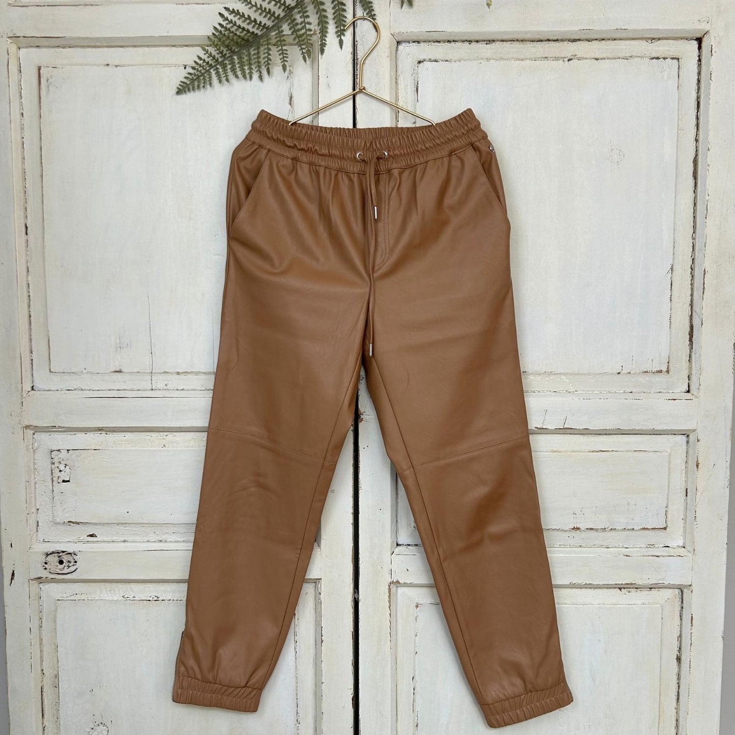 Broek, Maat S