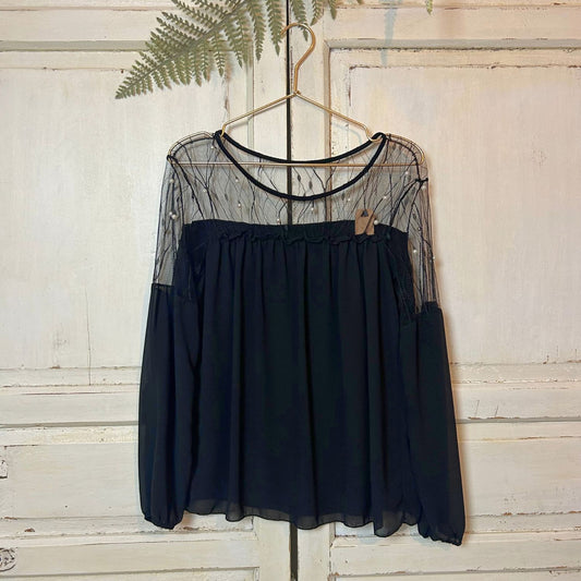Top, Maat M