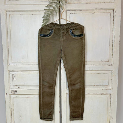 Broek, Maat 30