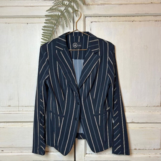 Blazer, Maat L