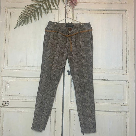 Pantalon, Maat 34