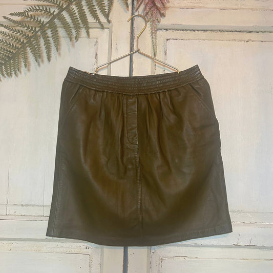 Rok, Maat L